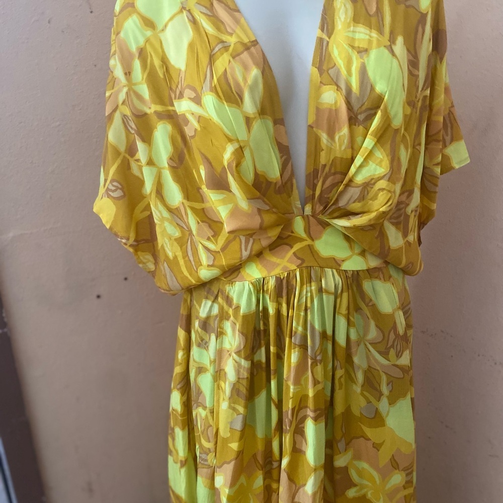 Olivaceous Yellow Green Wrap Sundress - Picture 5 of 10